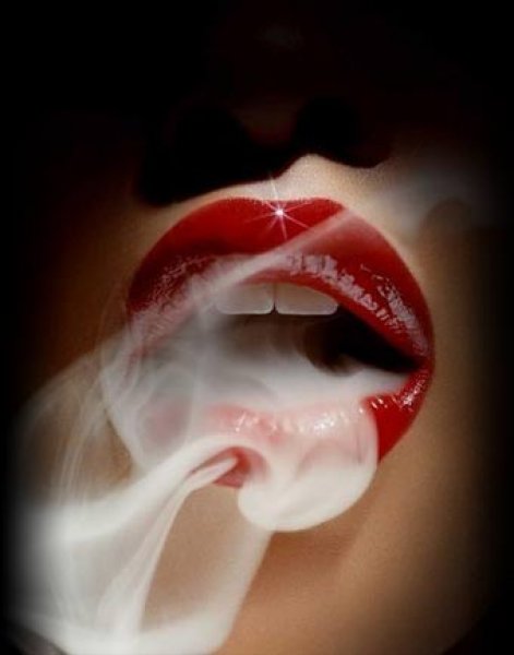 lips-and-smoke